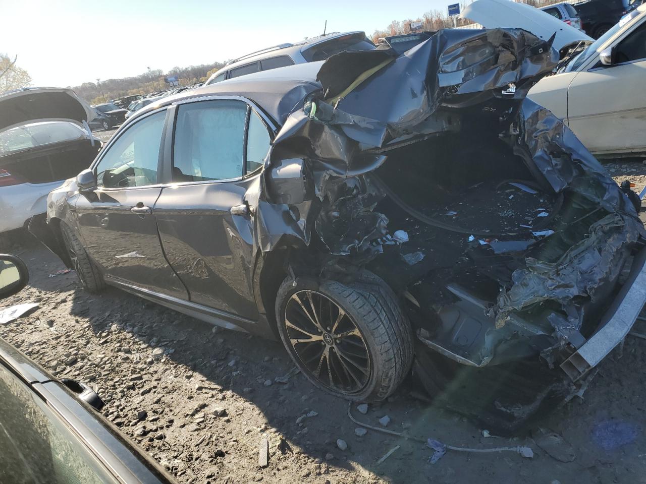 2018 Toyota Camry VIN 4T1B11HK2JU508171 Copart auction photo, rear end / front end damage thumbnail 2