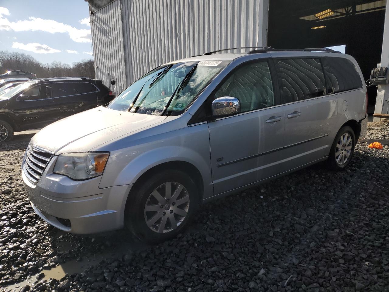 2009 Chrysler Town & Country VIN 2A8HR54139R679458
