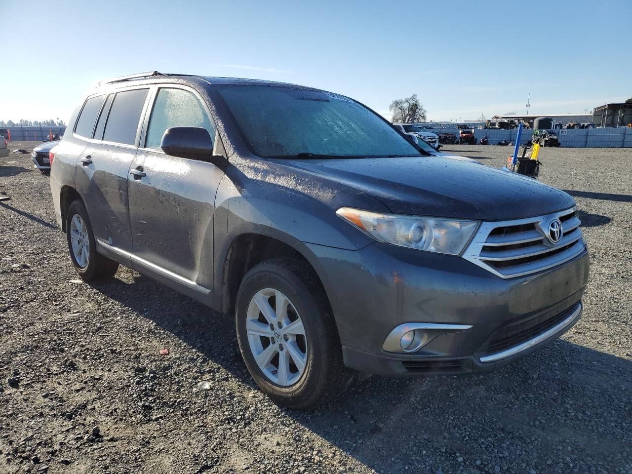2012 Toyota Highlander VIN 5TDBK3EH1CS126999 Copart auction photo, water/flood damage thumbnail 4