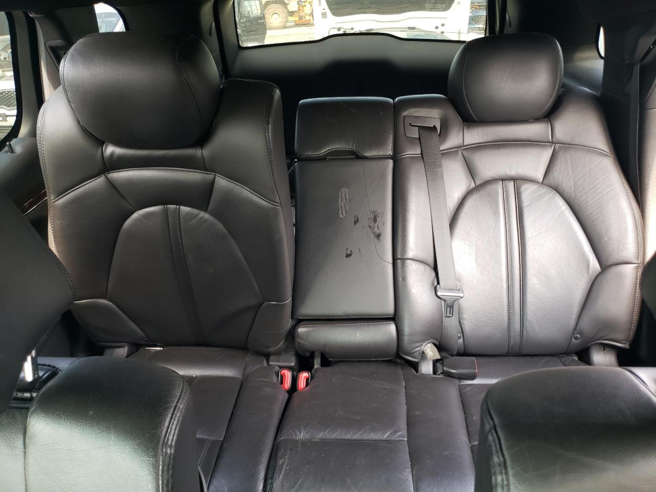 2015 Lincoln MKT VIN 2LMHJ5NK0FBL02631 Copart auction photo, front end / side damage thumbnail 10