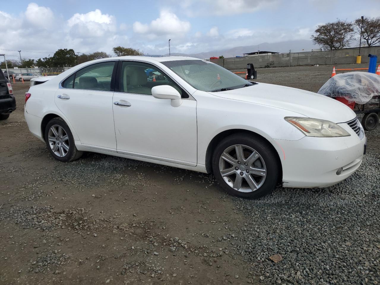 2009 Lexus ES VIN JTHBJ46G492328586 Copart auction photo, rear end damage thumbnail 4