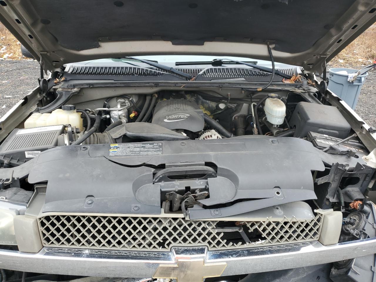 2003 Chevrolet Silverado VIN 1GCHK23U43F234800 Copart auction photo, front end damage thumbnail 13
