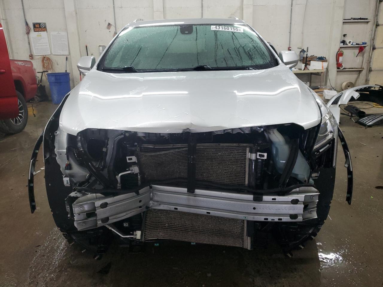 2018 Cadillac XT5 VIN 1GYKNARS5JZ231469 Copart auction photo, front end damage thumbnail 5