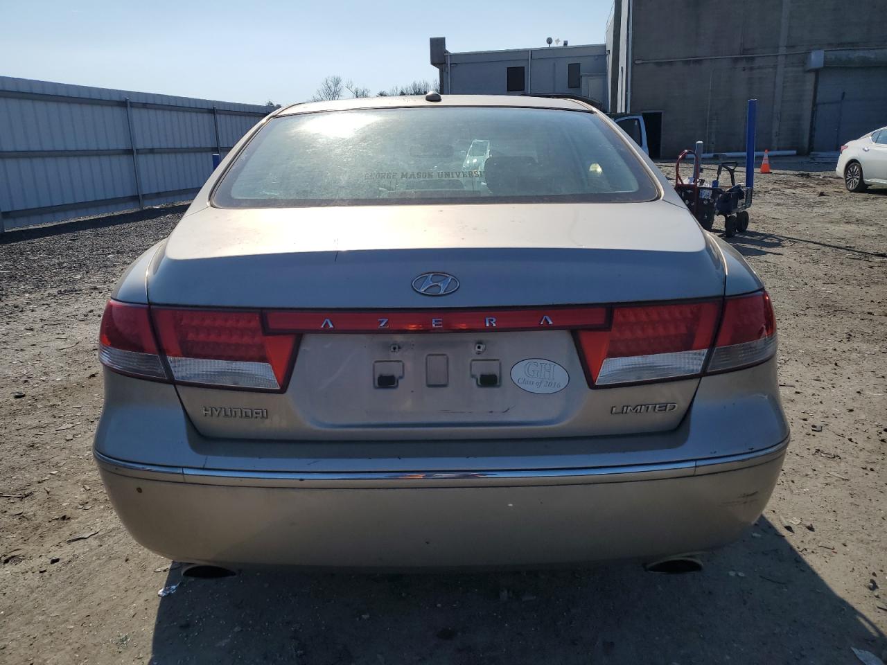 2008 Hyundai Azera VIN KMHFC46F88A267912 Copart auction photo, rear end / minor dent/scratches damage thumbnail 6