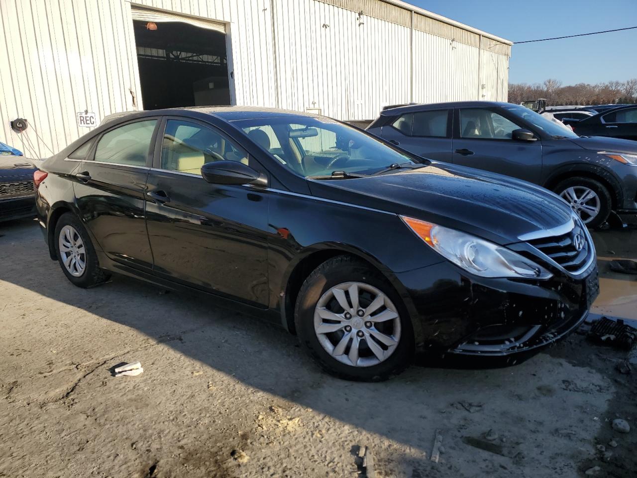 2011 Hyundai Sonata VIN 5NPEB4AC5BH129731 Copart auction photo, rear end / front end damage thumbnail 4