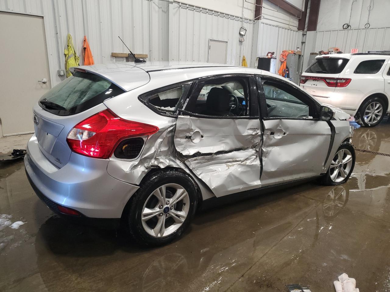 2014 Ford Focus VIN 1FADP3K22EL234326 Copart auction photo, all over damage thumbnail 3