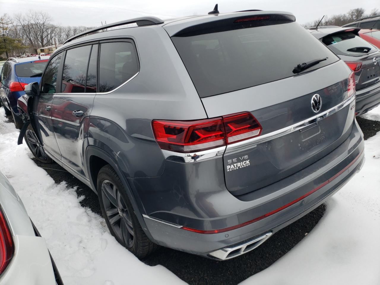 2021 Volkswagen Atlas VIN 1V2RR2CA1MC599698 Copart auction photo, front end / undercarriage damage thumbnail 2