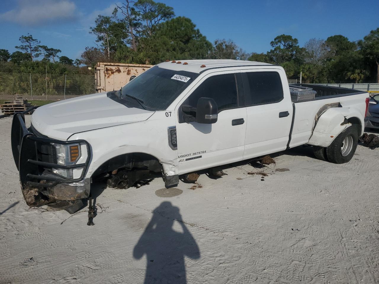2019 Ford F350 VIN 1FT8W3DT3KEE71072