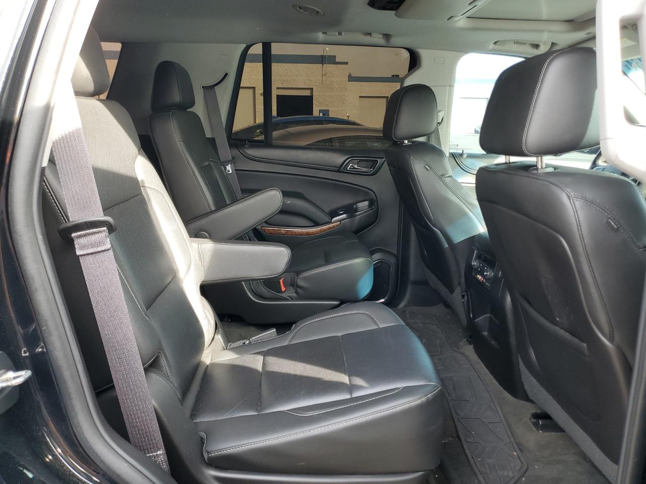 2015 Chevrolet Tahoe VIN 1GNSCCKC7FR149381 Copart auction photo, minor dent/scratches damage thumbnail 10
