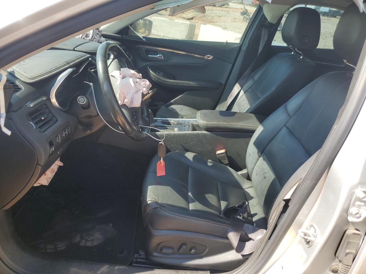 2017 Chevrolet Impala VIN 2G1105S32H9196526 Copart auction photo, front end / minor dent/scratches damage thumbnail 7