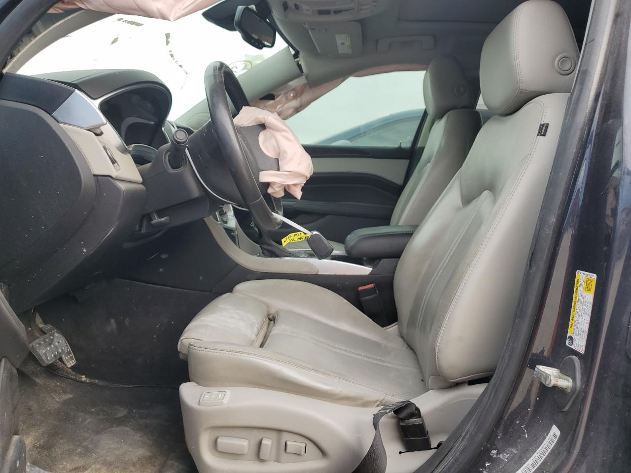 2016 Cadillac SRX VIN 3GYFNCE38GS552732 Copart auction photo, front end / side damage thumbnail 7