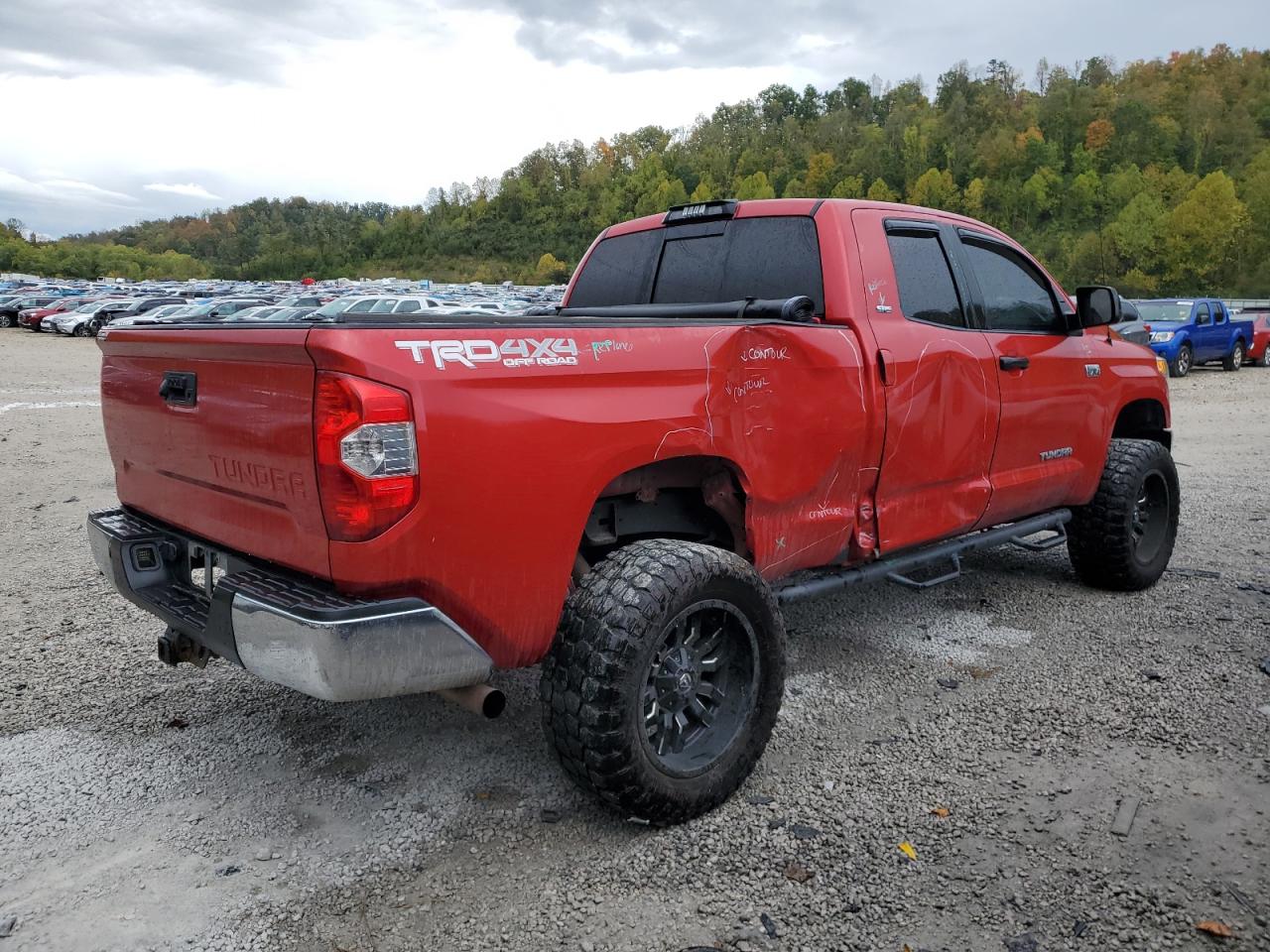 2014 Toyota Tundra VIN 5TFUW5F14EX339601 Copart auction photo, side damage thumbnail 3