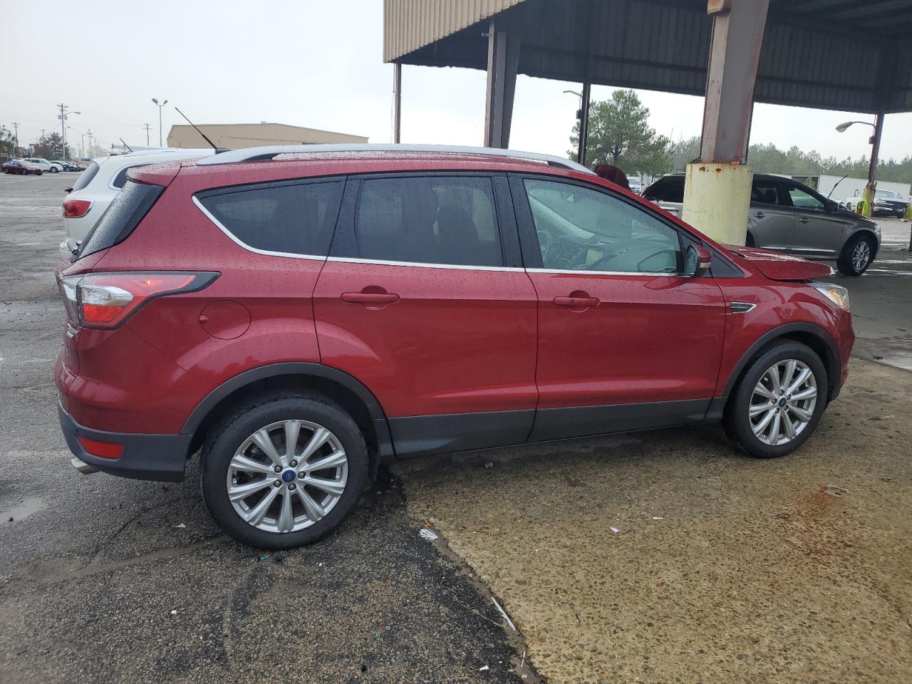 2017 Ford Escape VIN 1FMCU0J92HUB19330 Copart auction photo, minor dent/scratches damage thumbnail 3