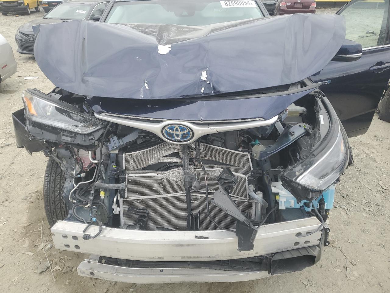 2021 Toyota Highlander VIN 5TDGBRCHXMS063043 Copart auction photo, front end damage thumbnail 12