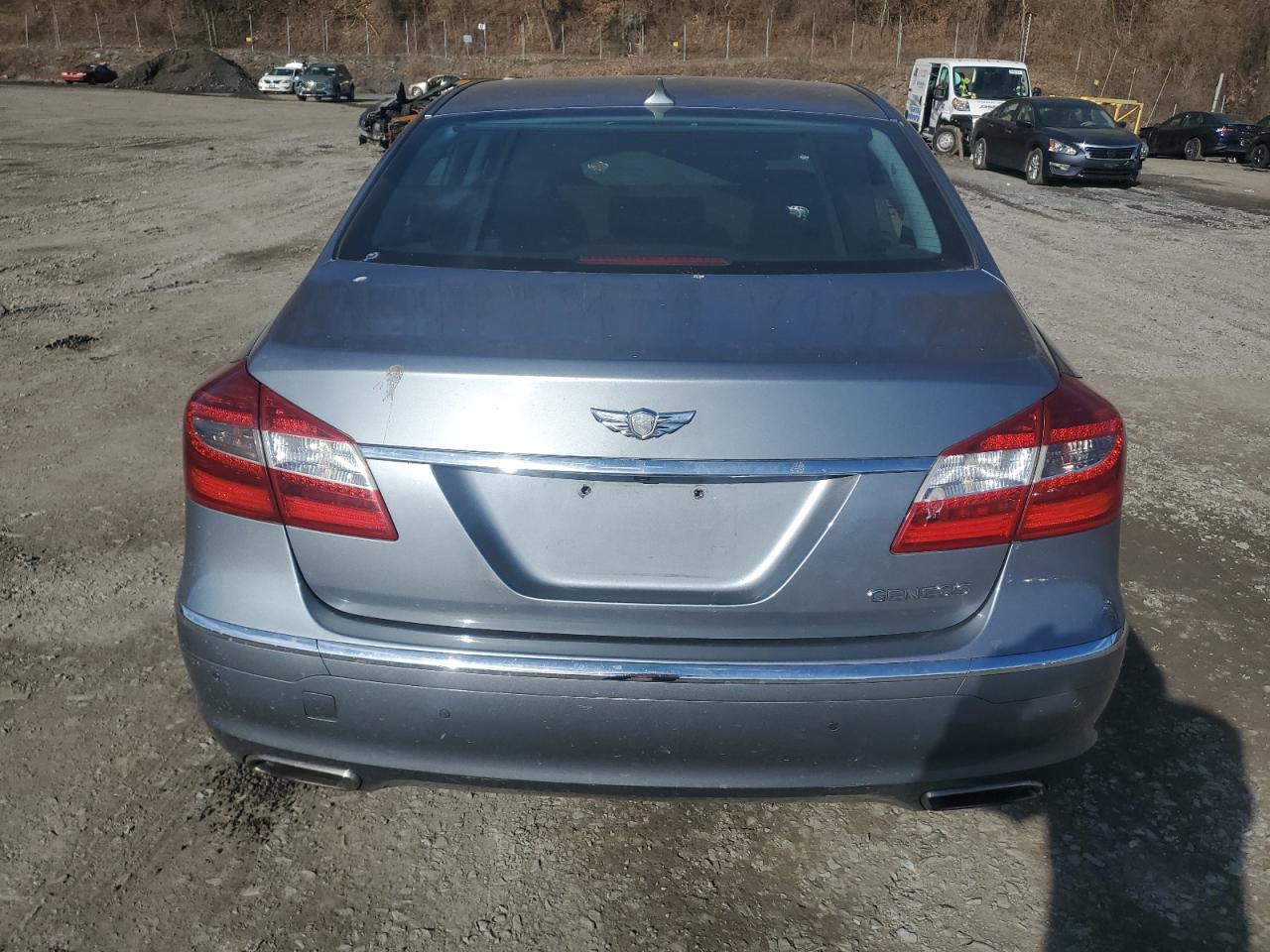 2014 Hyundai Genesis VIN KMHGC4DD3EU263685 Copart auction photo, minor dent/scratches damage thumbnail 6