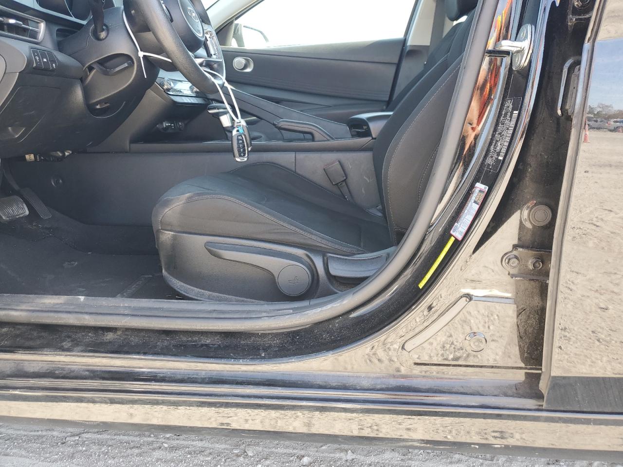2021 Hyundai Elantra VIN KMHLM4AG3MU139666 Copart auction photo, water/flood / minor dent/scratches damage thumbnail 14