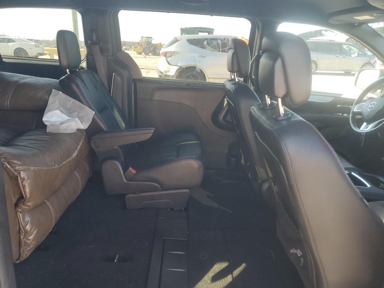 2019 Dodge Caravan VIN 2C4RDGEG3KR659631 Copart auction photo, front end damage thumbnail 11