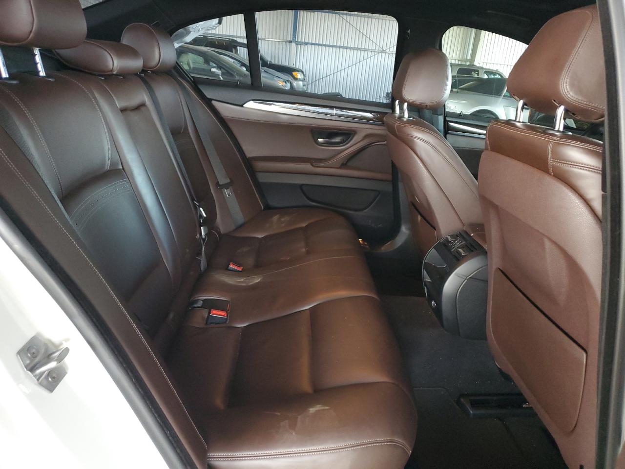 2015 BMW 5er VIN WBA5B1C5XFD918138 Copart auction photo, rear end damage thumbnail 10