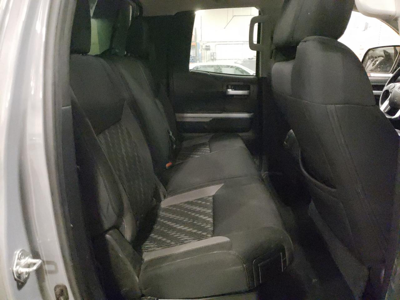 2018 Toyota Tundra VIN 5TFUW5F19JX683306 Copart auction photo, water/flood / side damage thumbnail 10