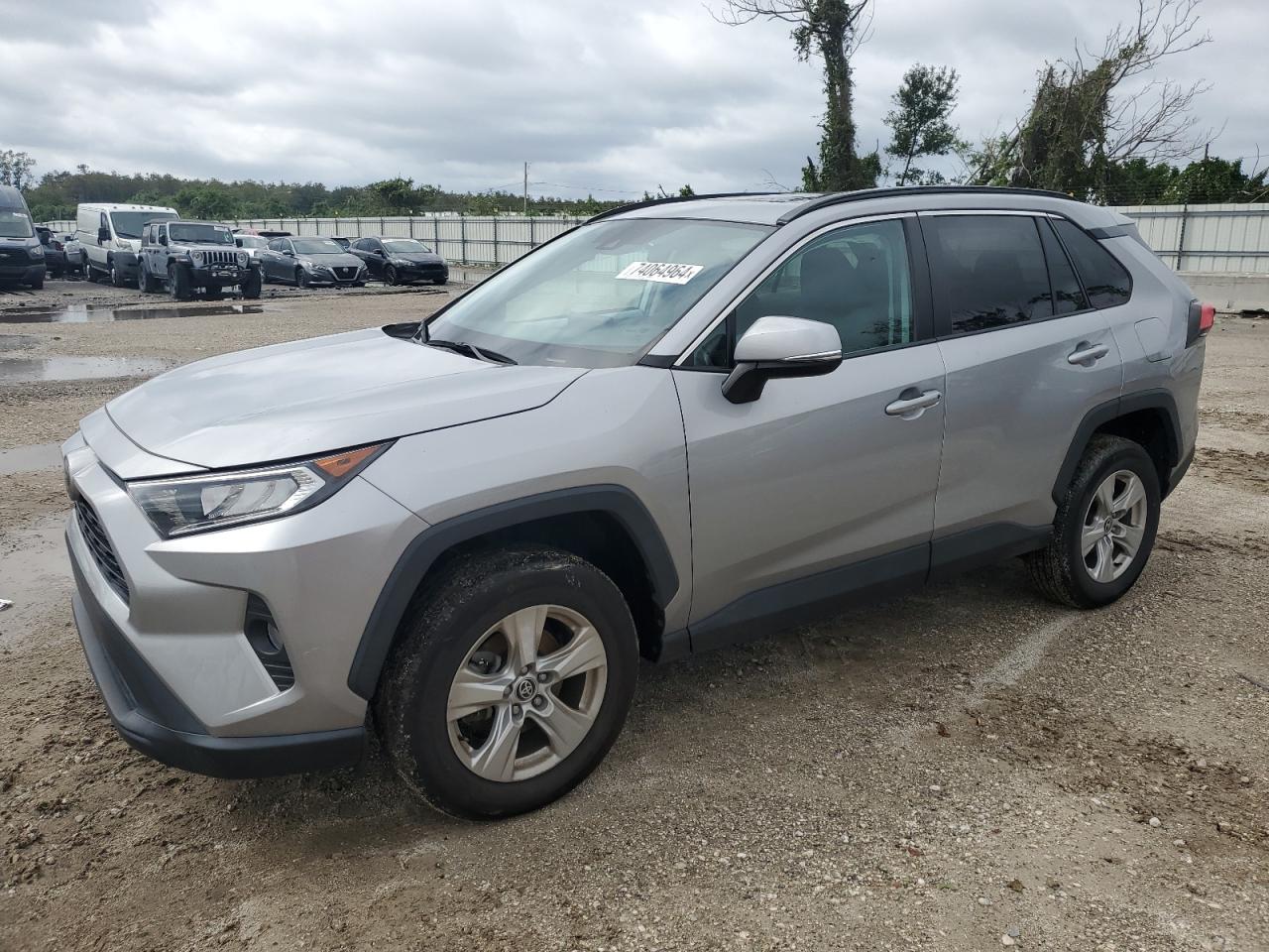2021 Toyota RAV 4 VIN 2T3W1RFV2MC114678