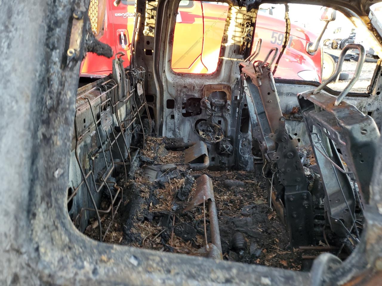 2015 Ford F250 VIN 1FT7X2B64FEC61151 Copart auction photo, burn - engine / burn - interior damage thumbnail 10