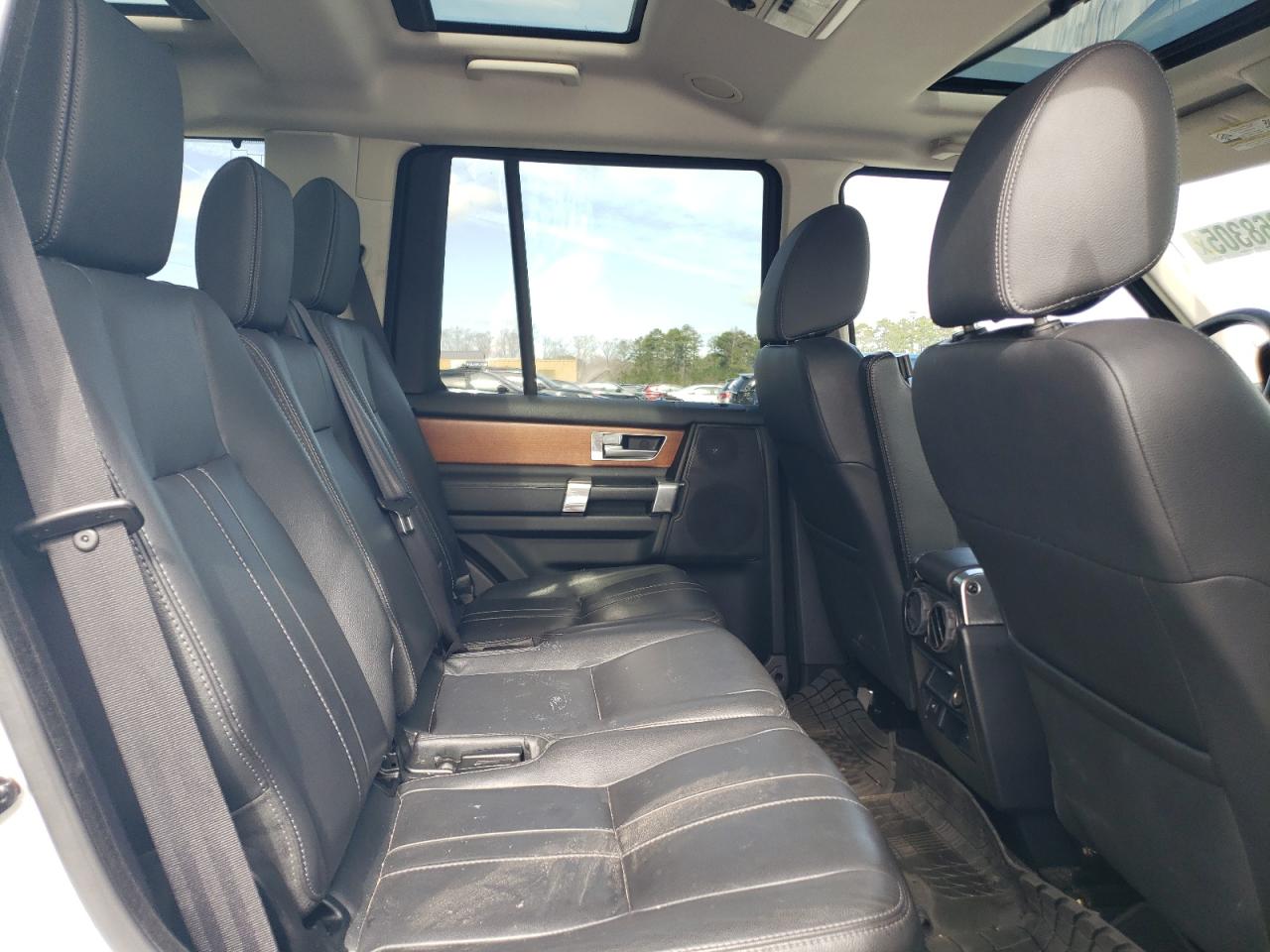 2015 Land Rover LR4 VIN SALAG2V62FA773668 Copart auction photo, mechanical / minor dent/scratches damage thumbnail 11