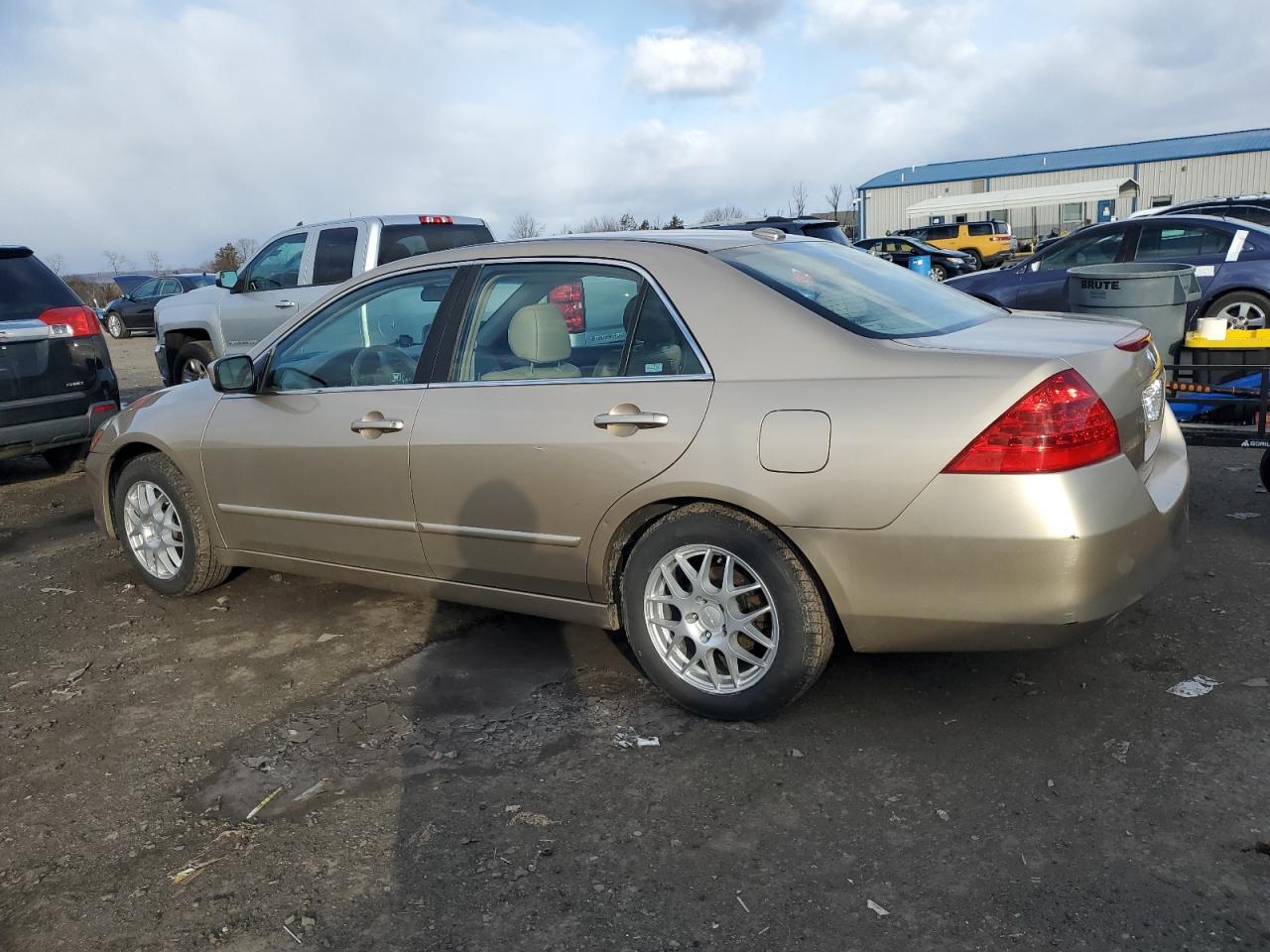 2006 Honda Accord VIN 1HGCM56816A029393 Copart auction photo, side damage thumbnail 2