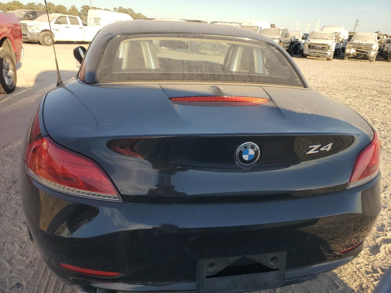 2016 BMW Z4 VIN WBALL5C58G5A20857 Copart auction photo, side damage thumbnail 6