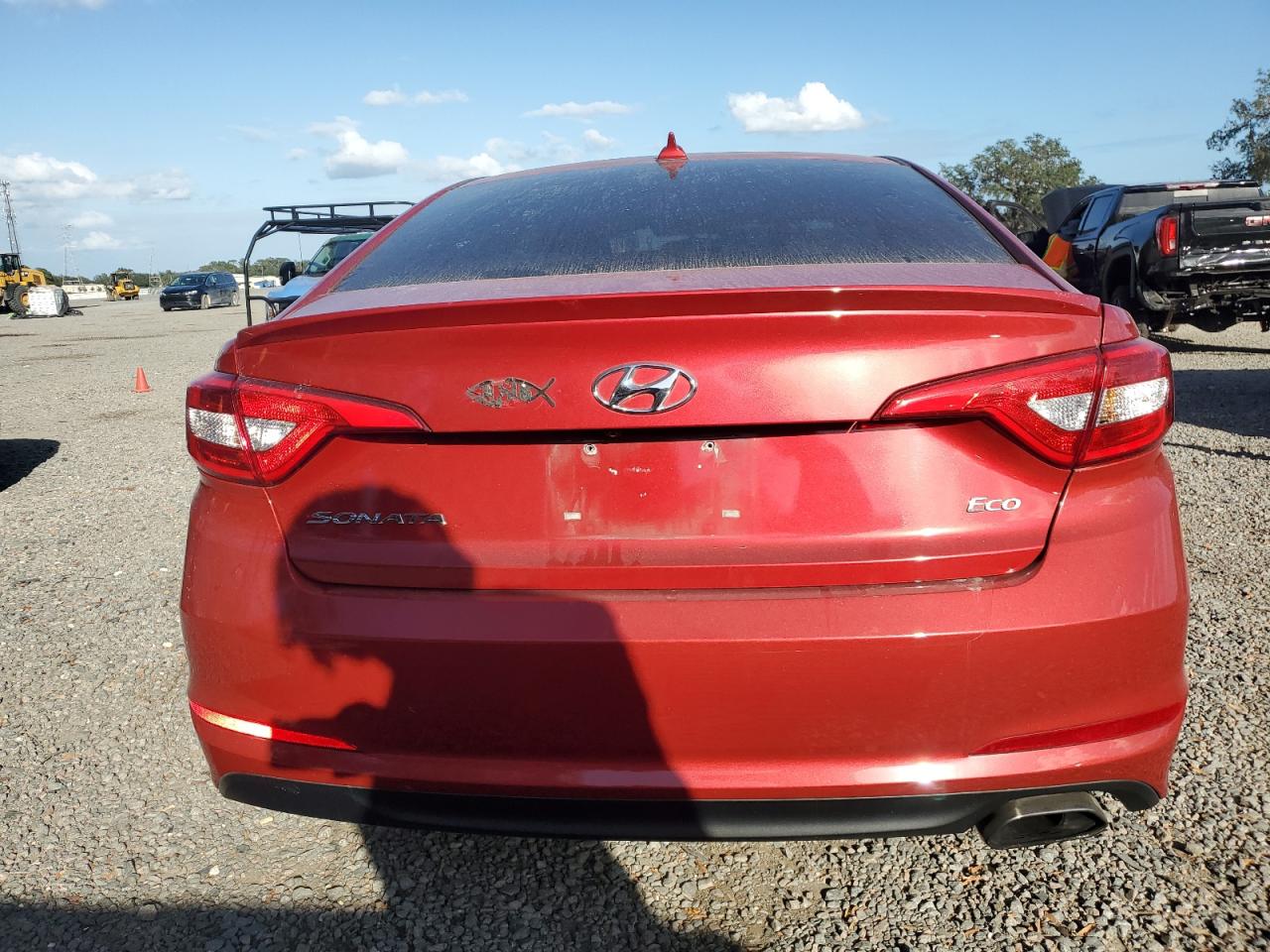 2017 Hyundai Sonata VIN 5NPE24AA4HH538116 Copart auction photo, front end / minor dent/scratches damage thumbnail 6