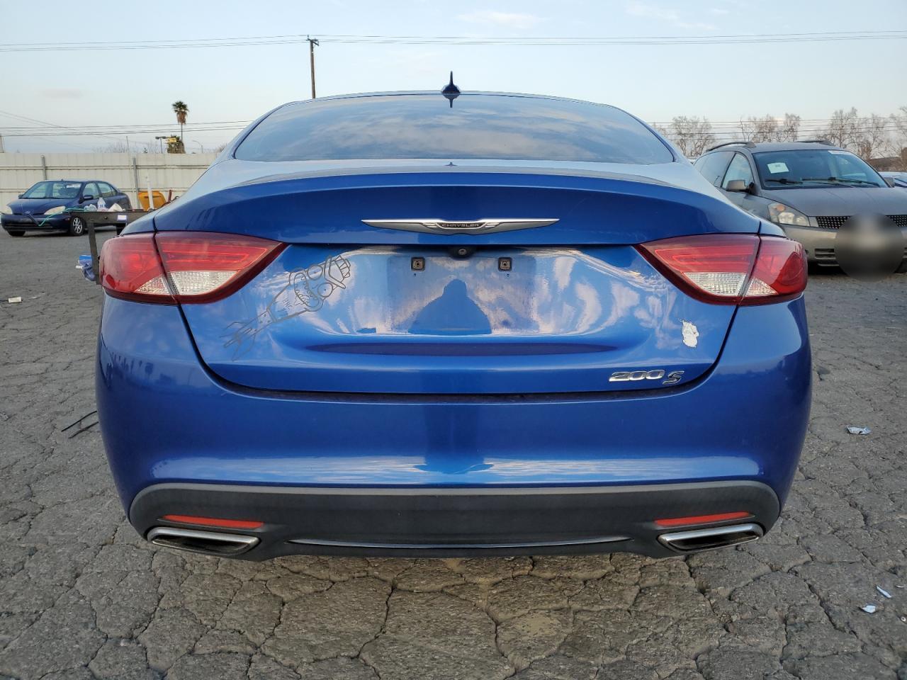2015 Chrysler 200 VIN 1C3CCCBG6FN654565 Copart auction photo, front end / side damage thumbnail 6