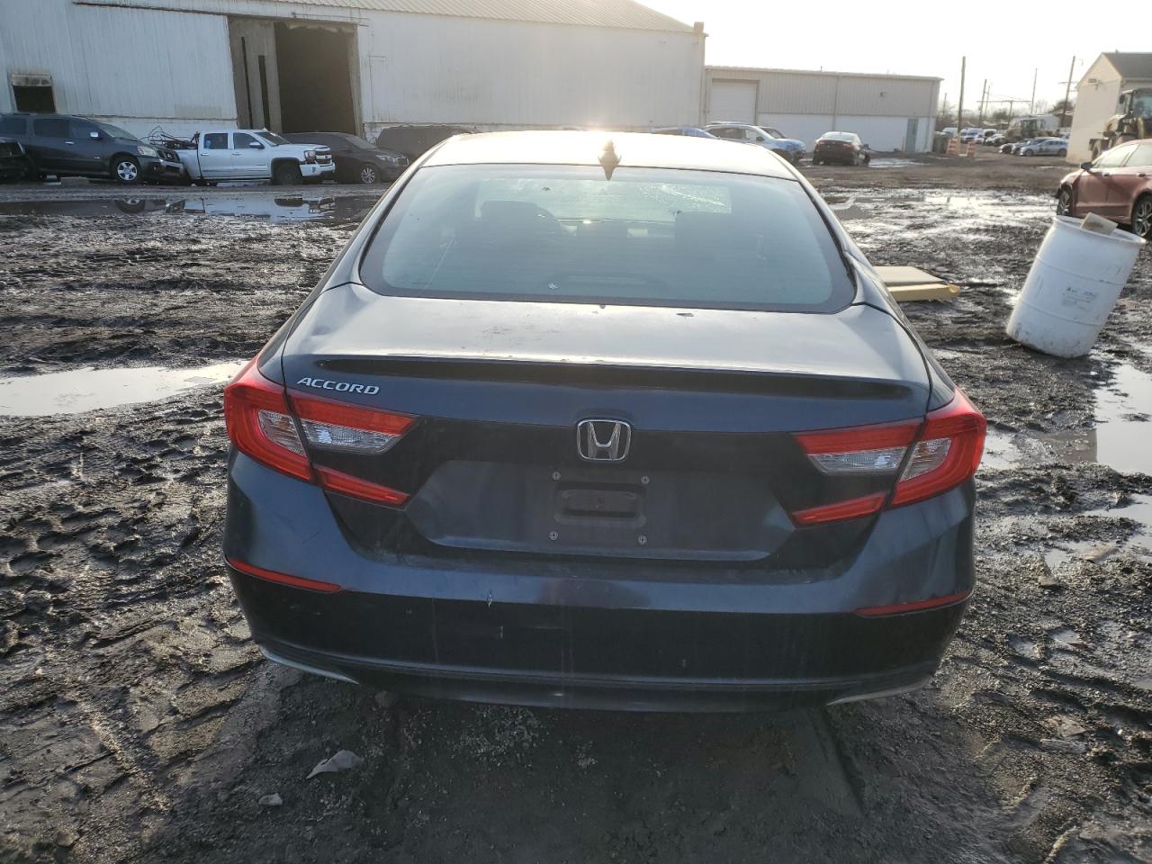 2019 Honda Accord VIN 1HGCV1F42KA132125 Copart auction photo, front end / rear end damage thumbnail 6