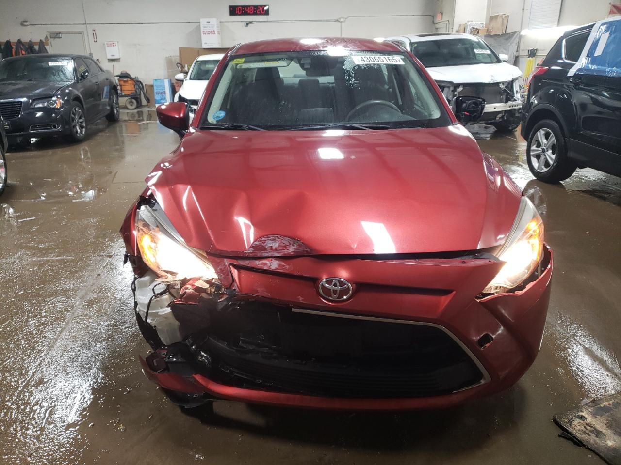 2018 Toyota Yaris VIN 3MYDLBYVXJY316616 Copart auction photo, front end / side damage thumbnail 5