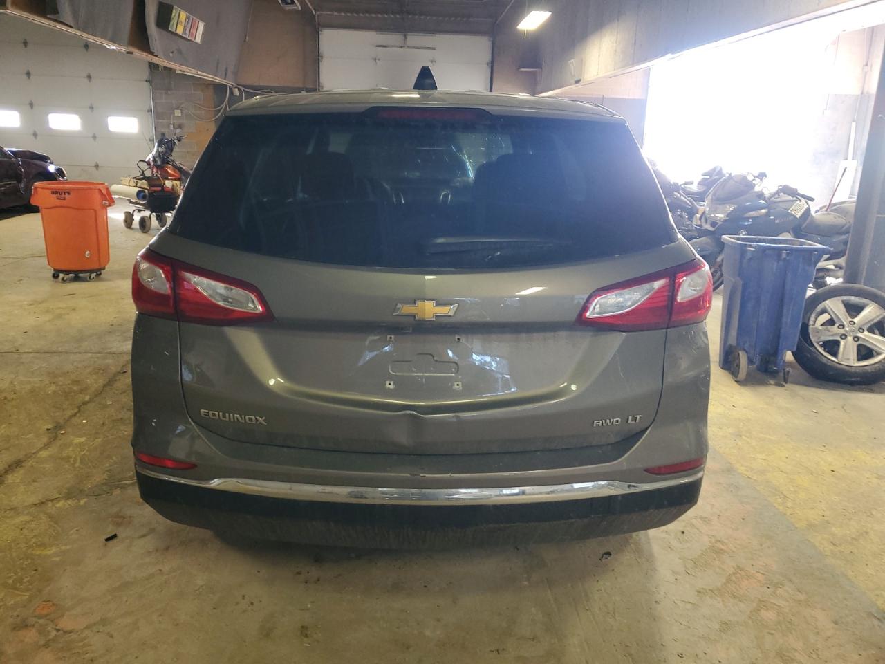 2018 Chevrolet Equinox VIN 3GNAXSEV0JS642073 Copart auction photo, side / front end damage thumbnail 6