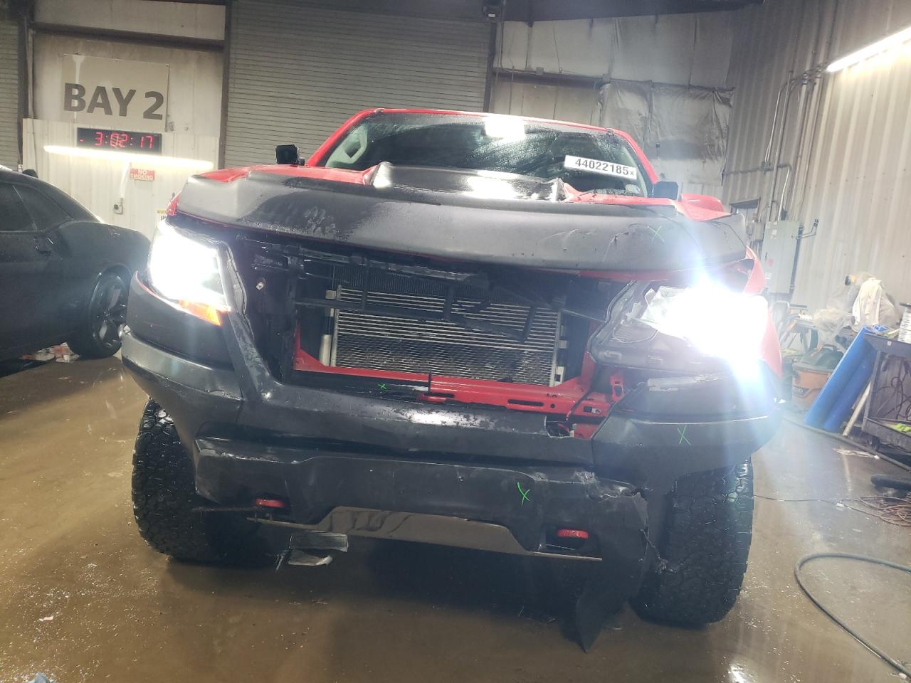2019 Chevrolet Colorado VIN 1GCGTEEN8K1135957 Copart auction photo, front end / side damage thumbnail 5