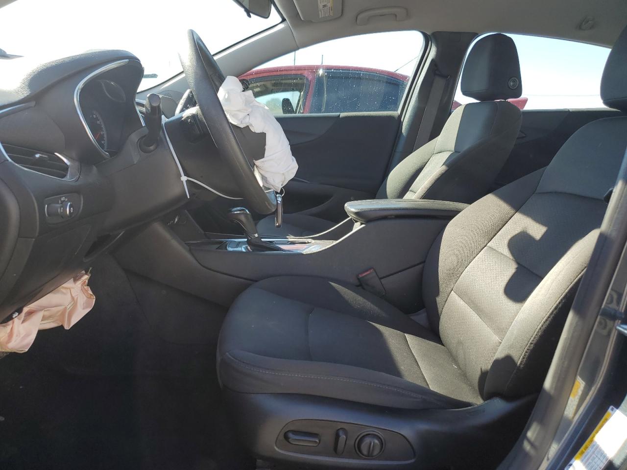 2020 Chevrolet Malibu VIN 1G1ZD5ST1LF092553 Copart auction photo, front end damage thumbnail 7