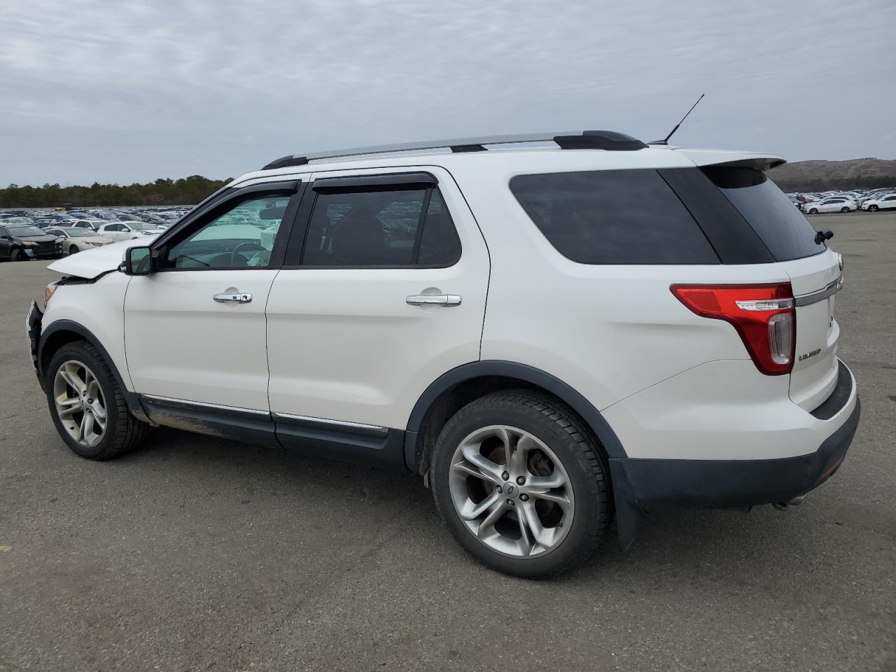 2011 Ford Explorer VIN 1FMHK8F89BGA29592 Copart auction photo, front end / minor dent/scratches damage thumbnail 2