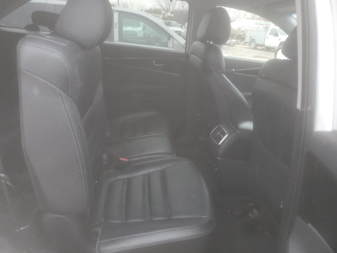 2016 KIA Sorento VIN 5XYPHDA55GG064502 Copart auction photo, front end damage thumbnail 12