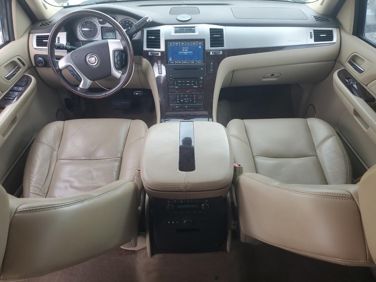 2009 Cadillac Escalade VIN 1GYFK23209R106769 Copart auction photo, front end / side damage thumbnail 8