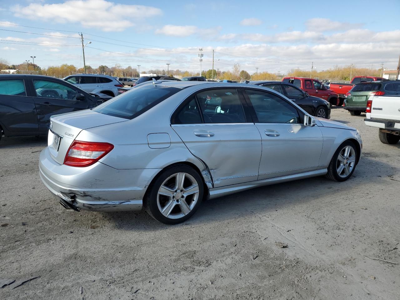 2010 Mercedes-Benz C-klasse VIN WDDGF8BB4AF404255 Copart auction photo, side / rear end damage thumbnail 3