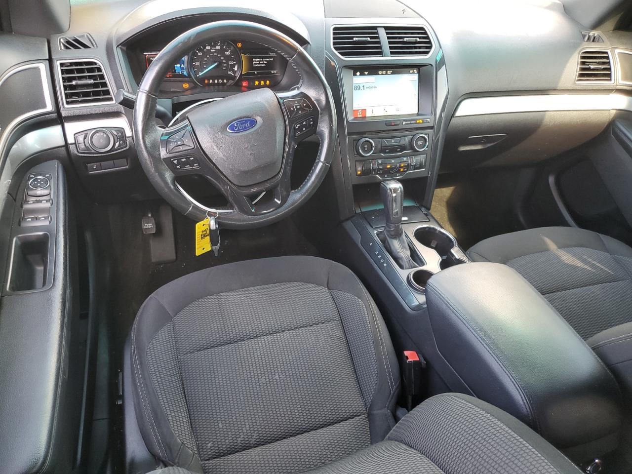 2017 Ford Explorer VIN 1FM5K7DH5HGD87071 Copart auction photo, side / front end damage thumbnail 8
