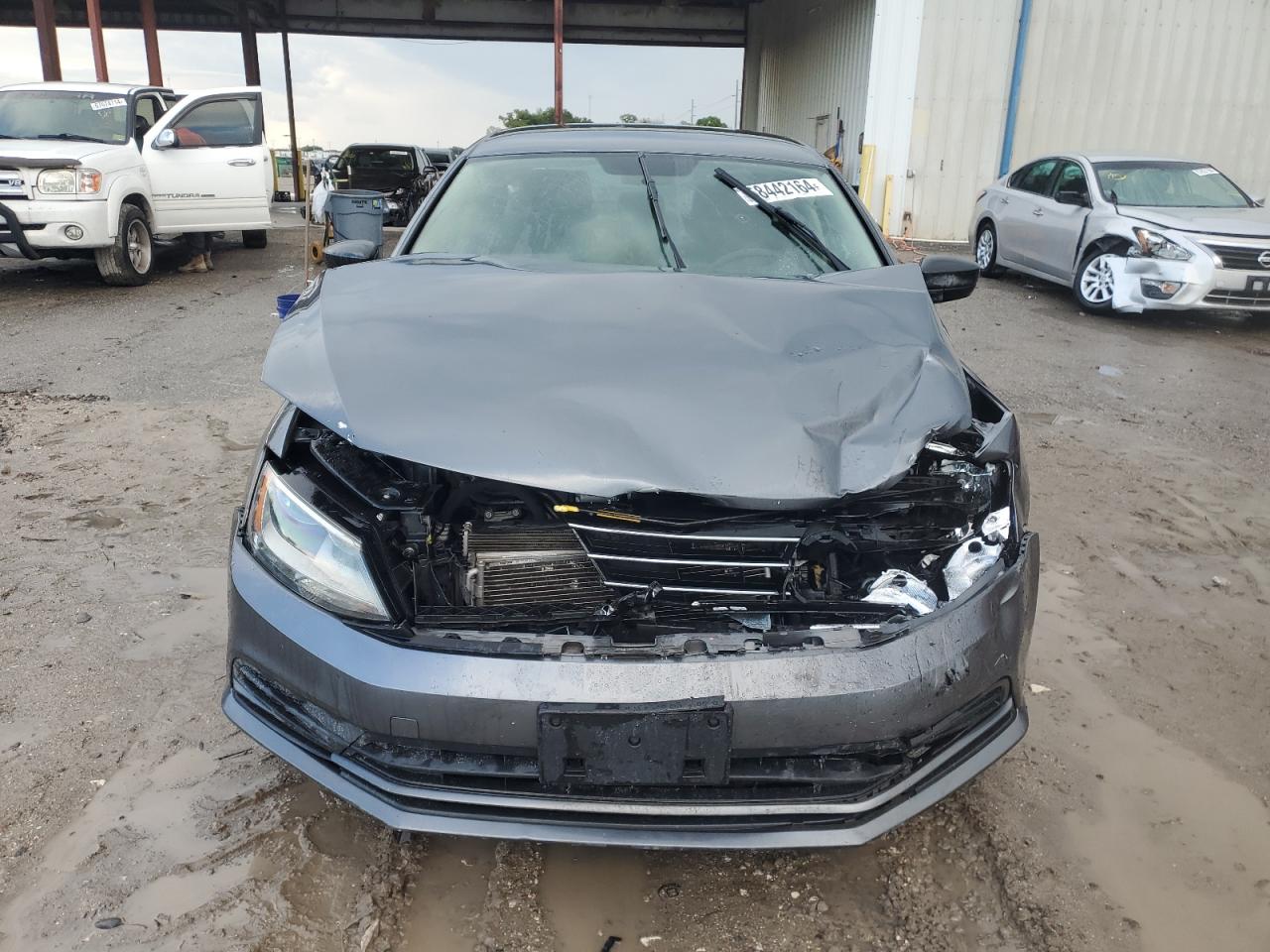 2015 Volkswagen Jetta VIN 3VWD17AJ7FM323141 Copart auction photo, front end damage thumbnail 5