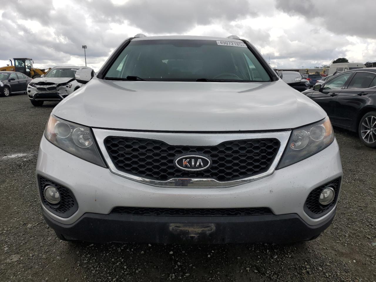 2012 KIA Sorento VIN 5XYKT3A6XCG241986 Copart auction photo, mechanical / minor dent/scratches damage thumbnail 5