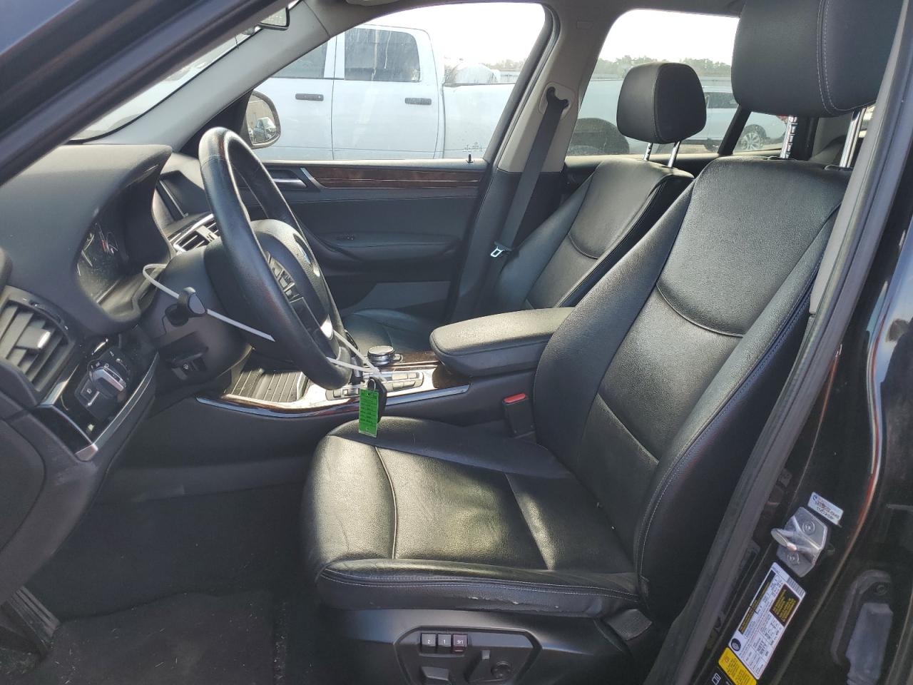 2016 BMW X3 VIN 5UXWX9C54G0D87102 Copart auction photo, front end / minor dent/scratches damage thumbnail 7