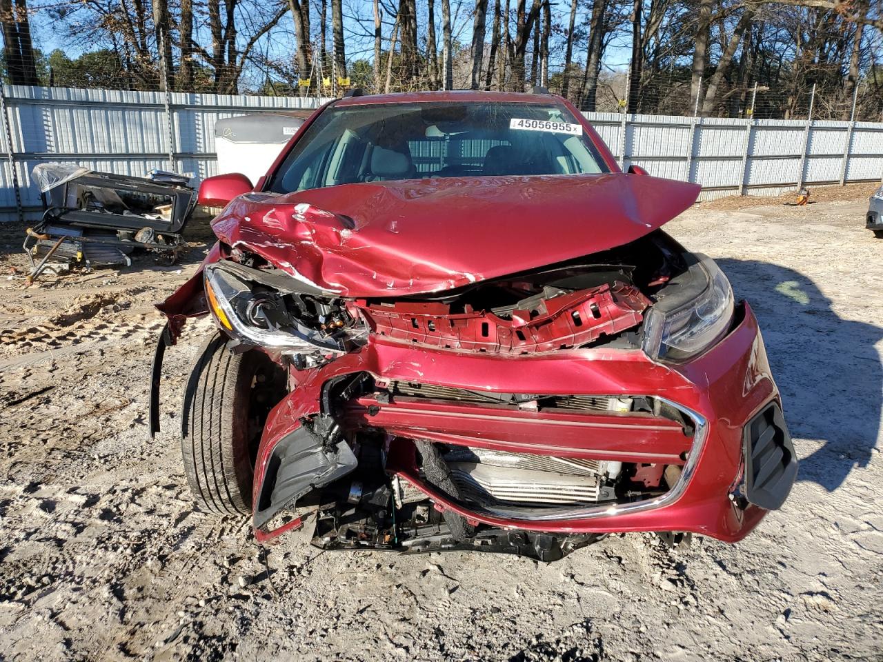 2018 Chevrolet Trax VIN 3GNCJLSBXJL197586 Copart auction photo, front end / side damage thumbnail 5