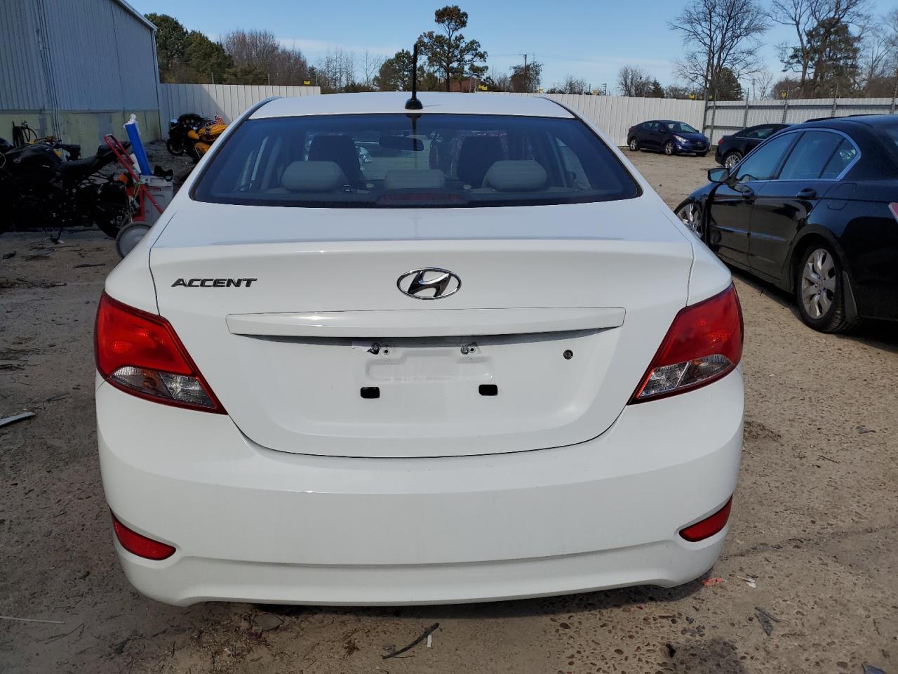 2015 Hyundai Accent VIN KMHCU4AEXFU806119 Copart auction photo, front end / side damage thumbnail 6