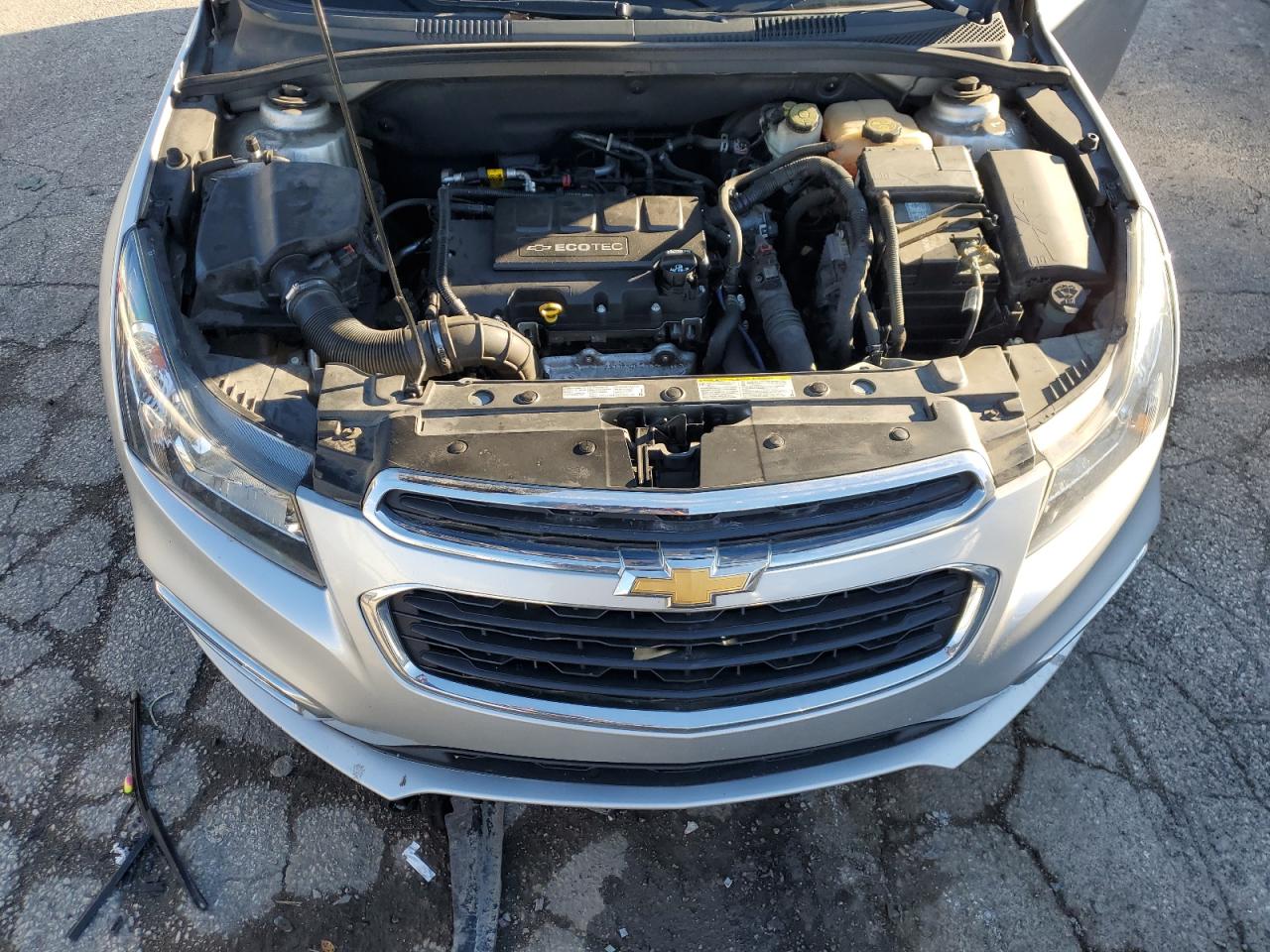 2015 Chevrolet Cruze VIN 1G1PC5SB2F7132297 Copart auction photo, front end / side damage thumbnail 11