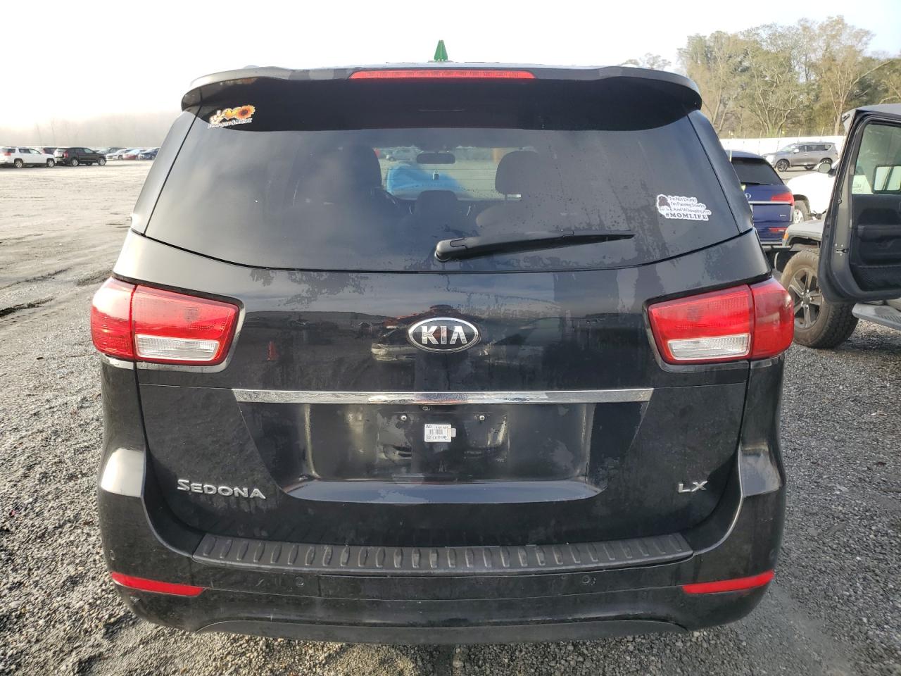 2016 KIA Sedona VIN KNDMB5C12G6170381 Copart auction photo, water/flood damage thumbnail 6