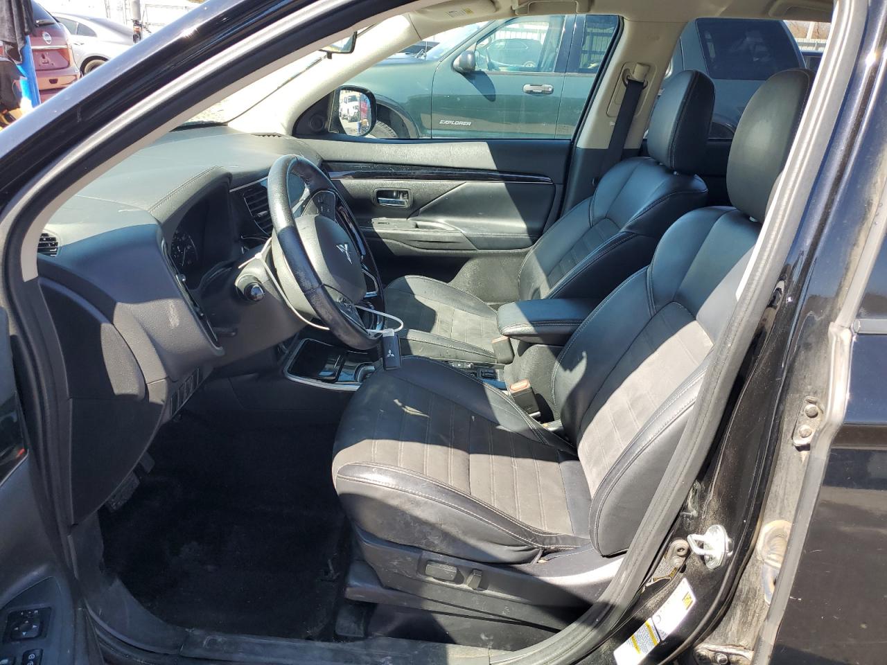 2019 Mitsubishi Outlander VIN JA4AD3A38KZ048373 Copart auction photo, rear end / hail damage thumbnail 7