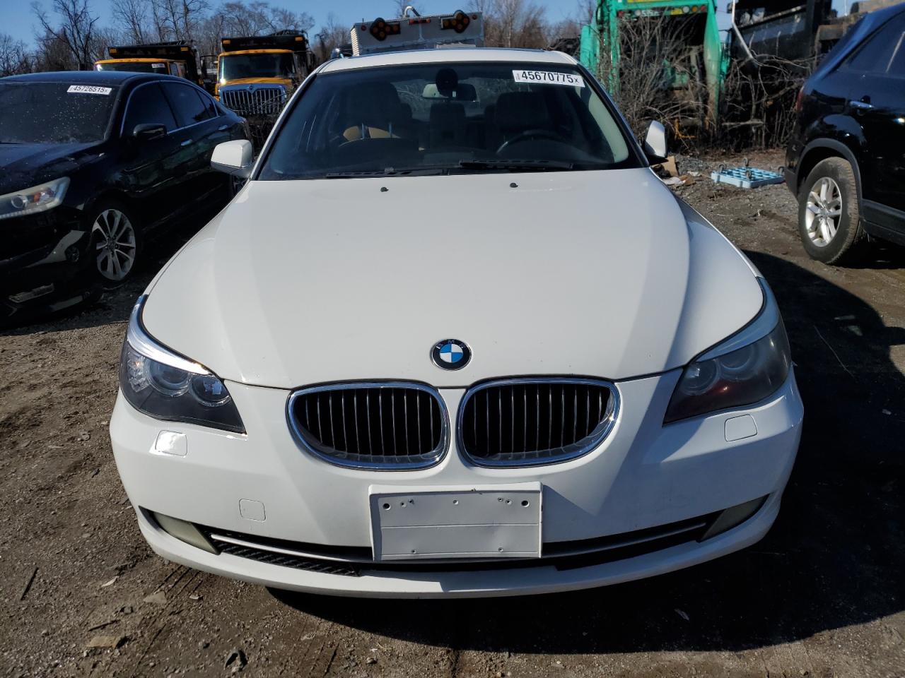 2010 BMW 5er VIN WBANV1C58AC388869 Copart auction photo, rear end damage thumbnail 5
