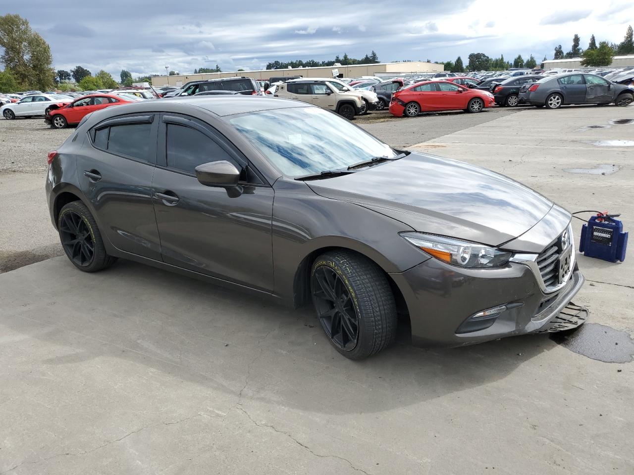 2017 Mazda 3 VIN 3MZBN1K77HM156620 Copart auction photo, front end / side damage thumbnail 4